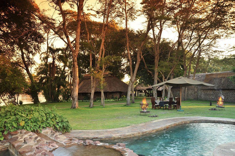 Three Cities Thorntree River Lodge Ливингстън Екстериор снимка
